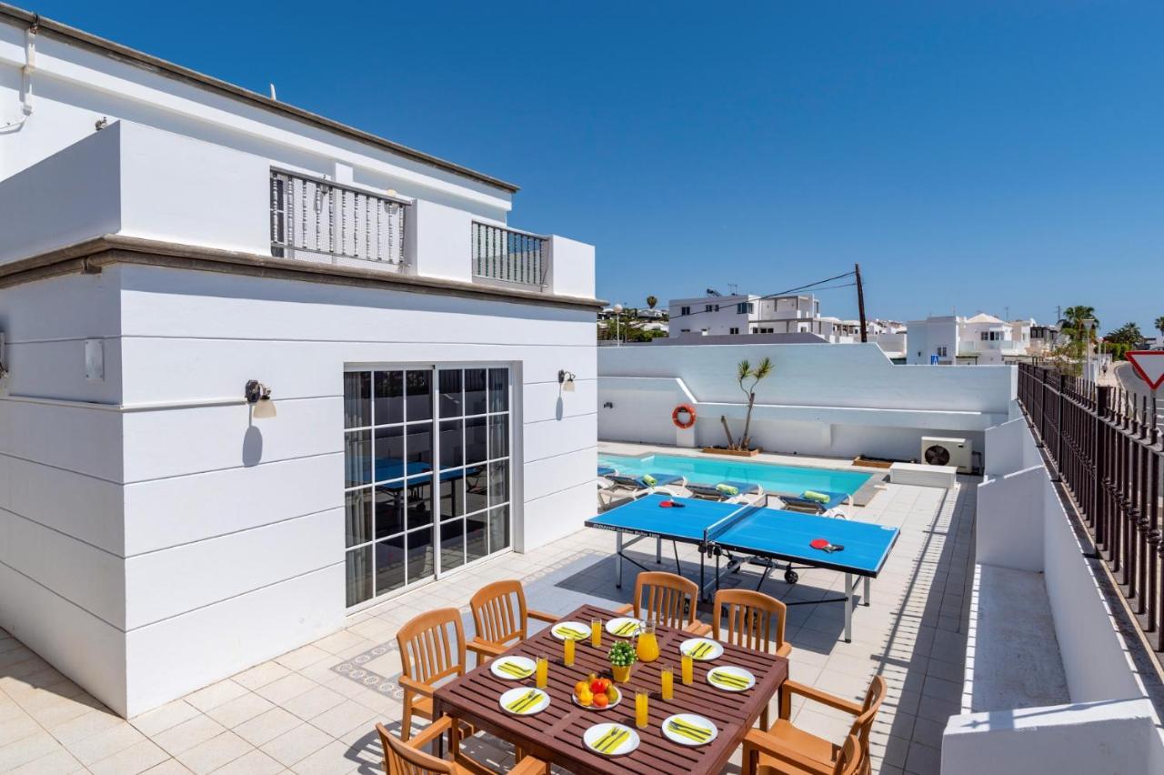 Villa Mannat By Villa Plus Puerto del Carmen  Eksteriør billede